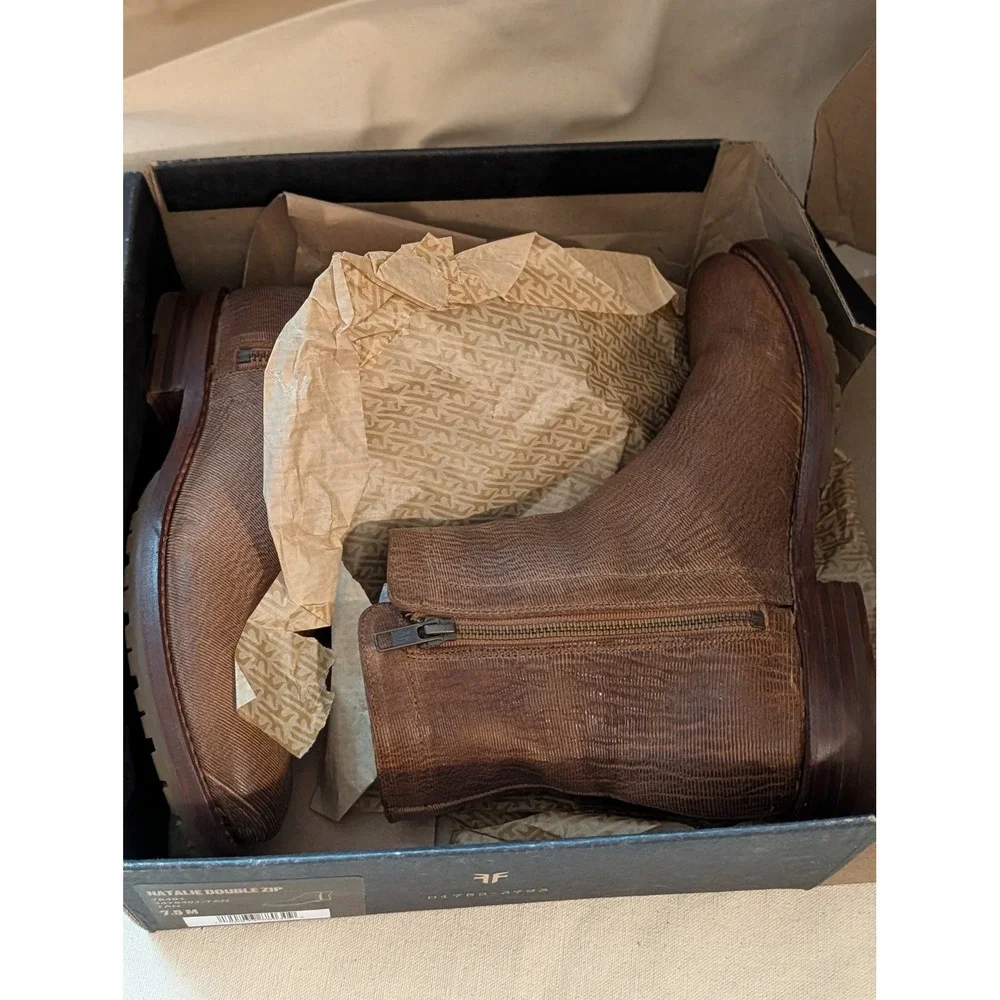 Frye Natalie Double Zip Tan Leather Ankle Boots 78491 7.5M